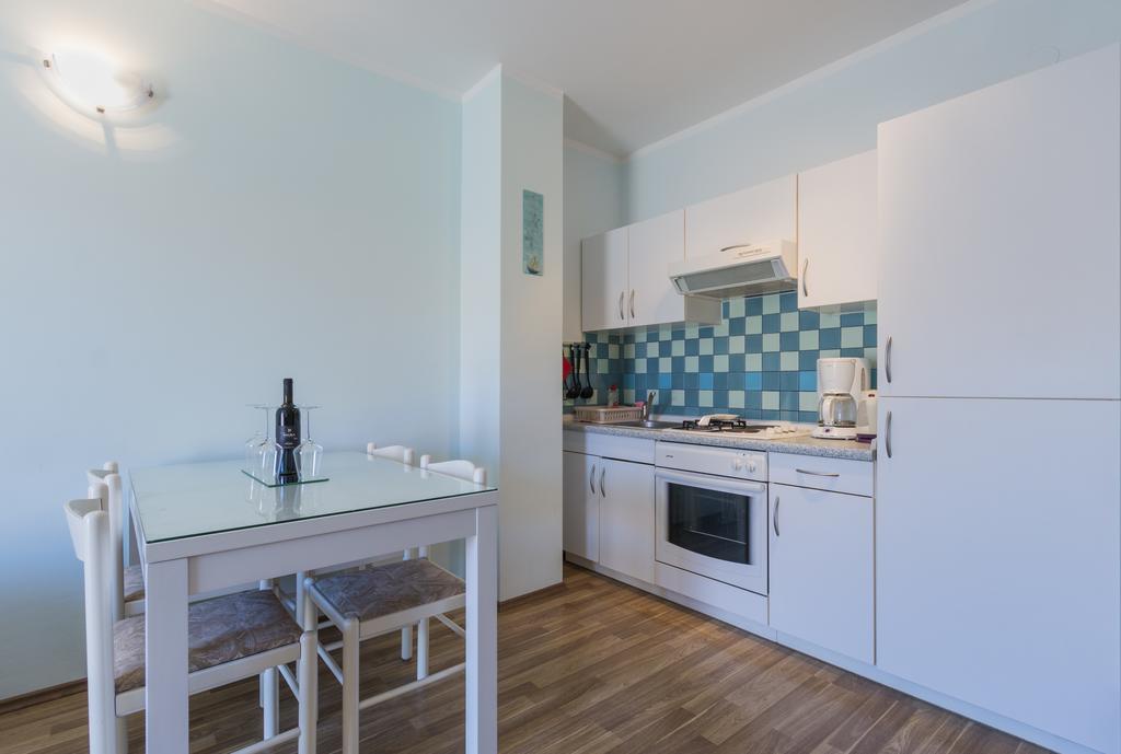 Milos Apartment Pula Eksteriør billede