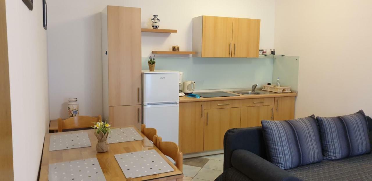 Milos Apartment Pula Eksteriør billede